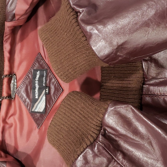 Vintage Members Only Leather Jacket Size 44 - Picture 11 of 11